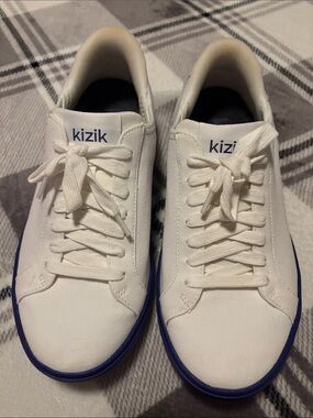 Kizik Women's White Canvas Sneakers with Blue Trim